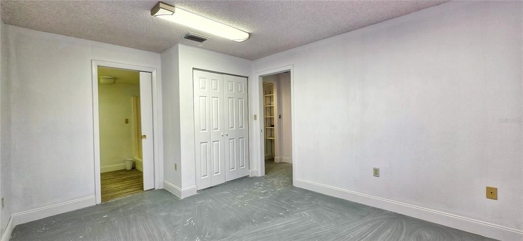 На продажу: $25,920 (0 спален, 0 ванн, 1632 Квадратных фут)