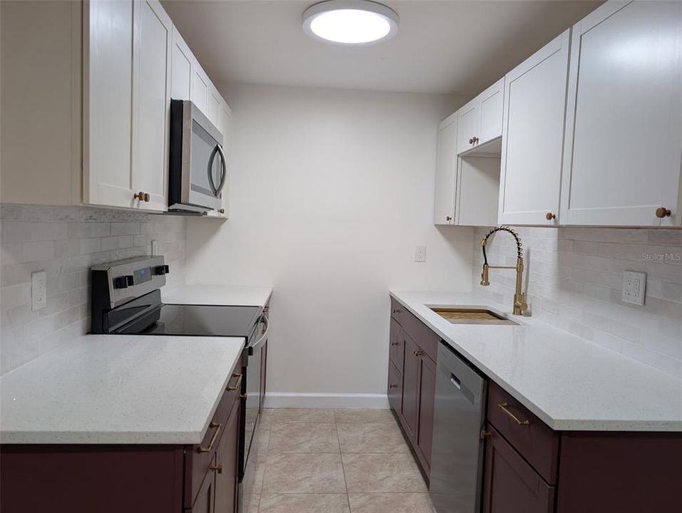 For Sale: $249,000 (3 beds, 2 baths, 1477 Square Feet)