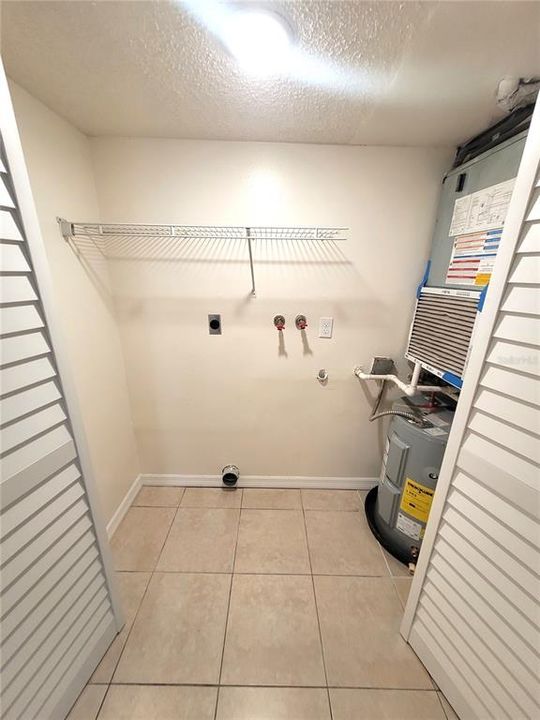 For Rent: $1,875 (2 beds, 1 baths, 1000 Square Feet)