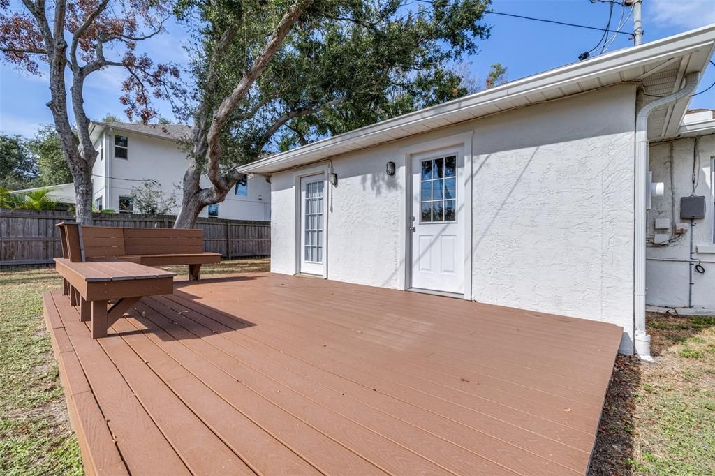 待售: $350,000 (2 贝兹, 1 浴室, 908 平方英尺)