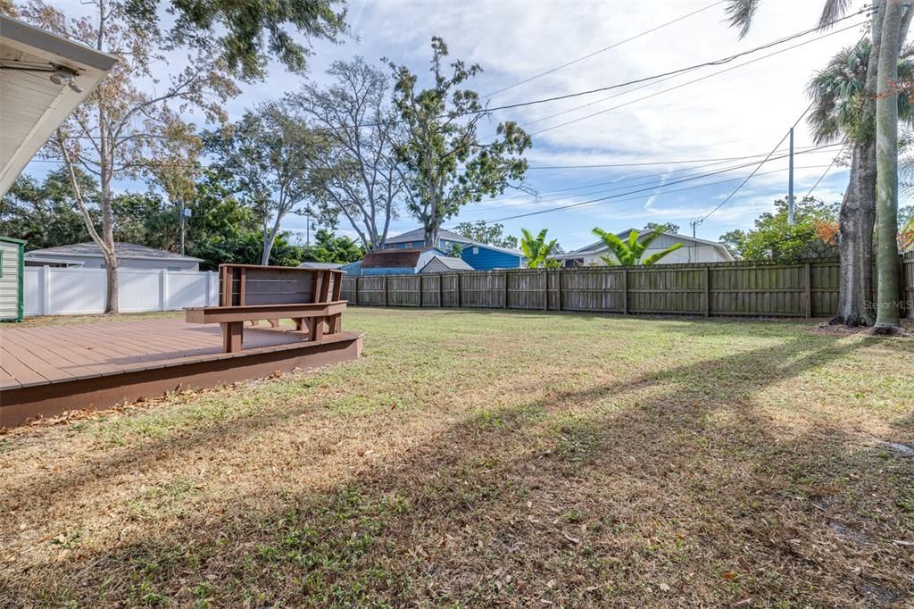 待售: $350,000 (2 贝兹, 1 浴室, 908 平方英尺)