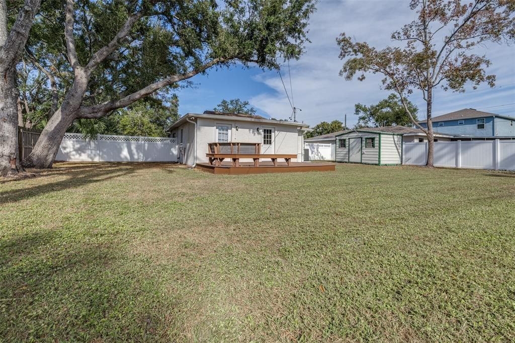 待售: $350,000 (2 贝兹, 1 浴室, 908 平方英尺)