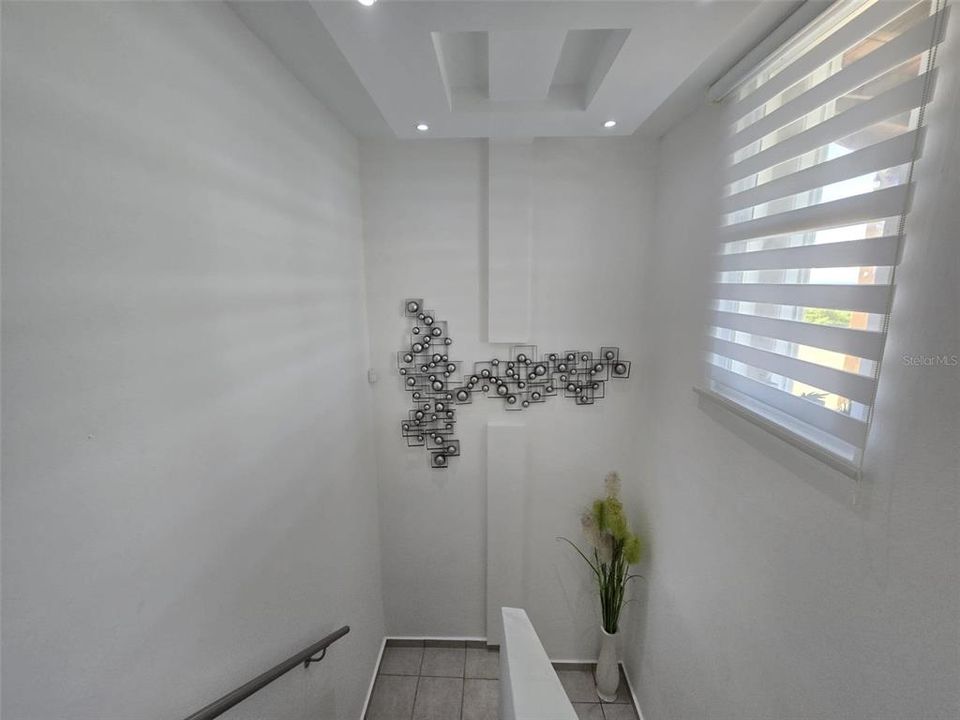 For Sale: $449,900 (3 beds, 2 baths, 1402 Square Feet)