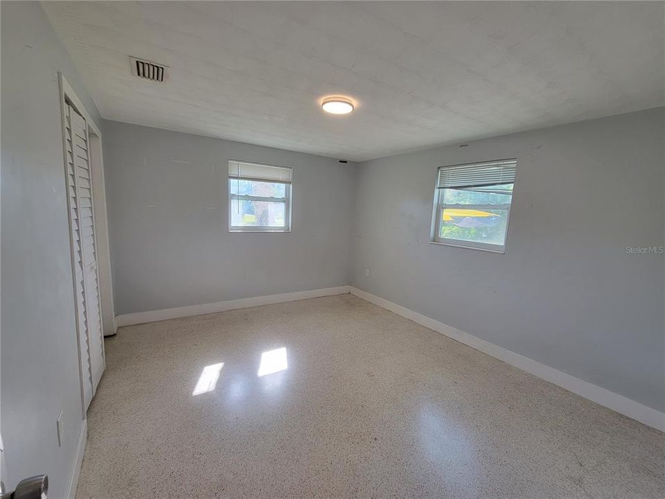 出租: $1,695 (3 贝兹, 2 浴室, 1014 平方英尺)