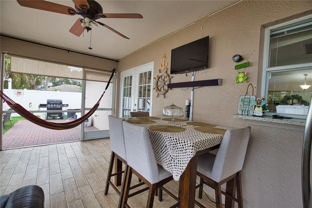 En Venta: $275,000 (3 camas, 2 baños, 1233 Pies cuadrados)