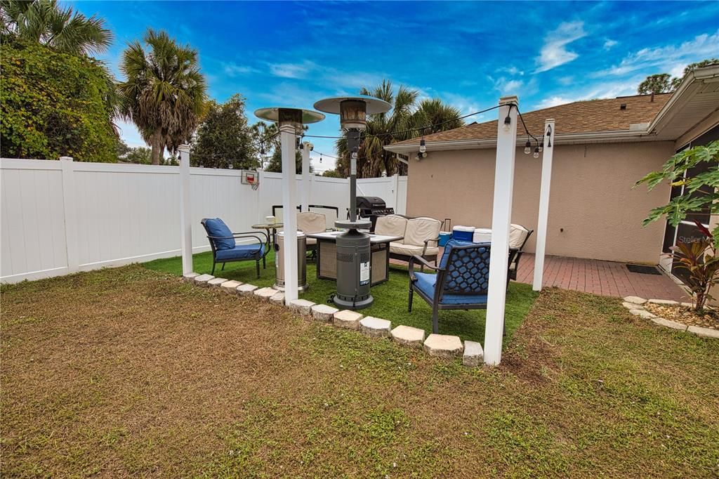 En Venta: $275,000 (3 camas, 2 baños, 1233 Pies cuadrados)