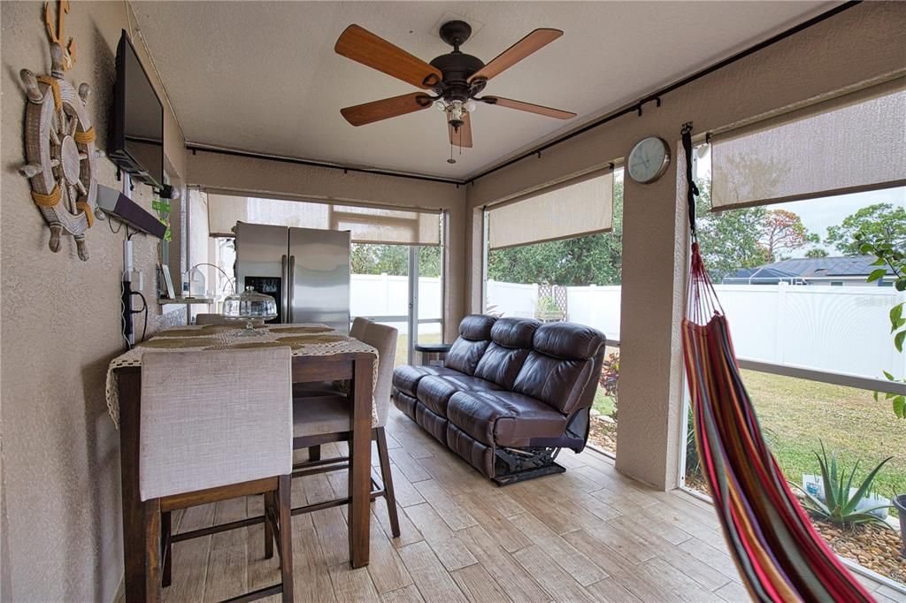 En Venta: $275,000 (3 camas, 2 baños, 1233 Pies cuadrados)