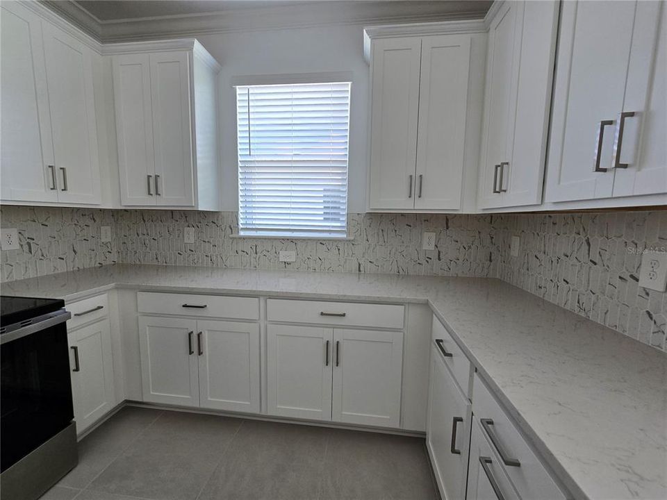 For Sale: $260,900 (2 beds, 2 baths, 1515 Square Feet)