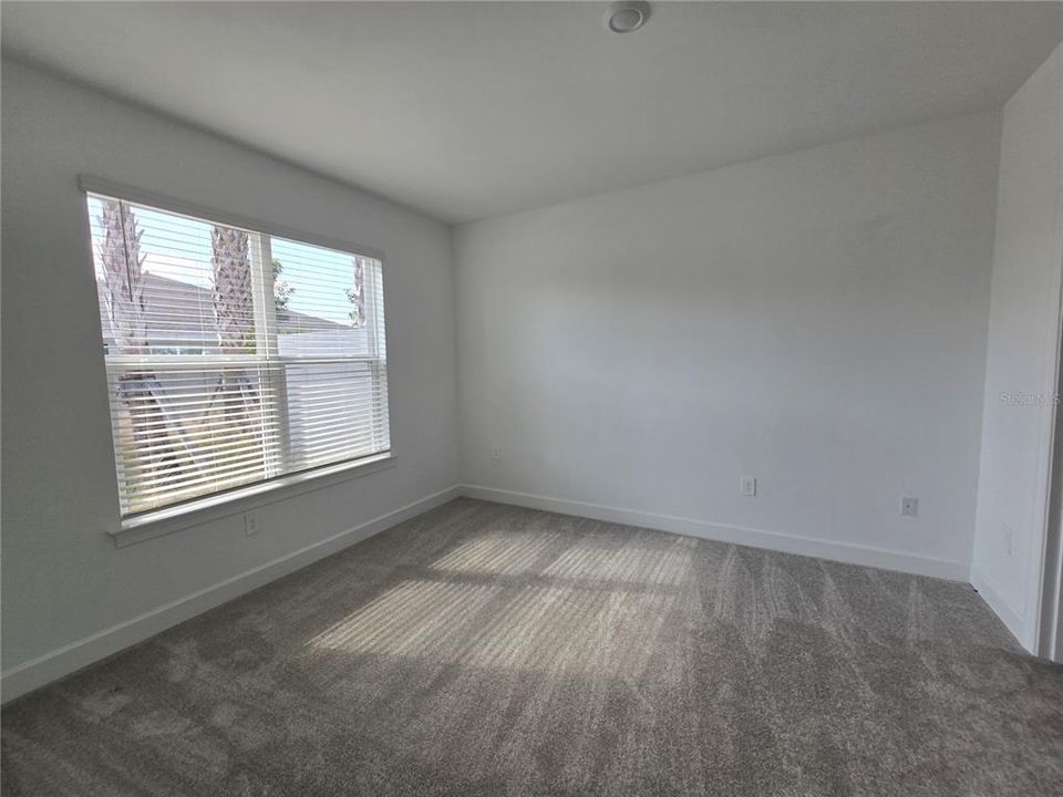 For Sale: $260,900 (2 beds, 2 baths, 1515 Square Feet)