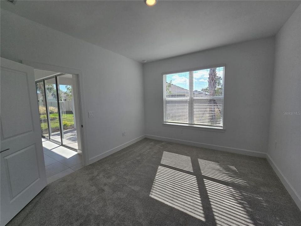 For Sale: $260,900 (2 beds, 2 baths, 1515 Square Feet)