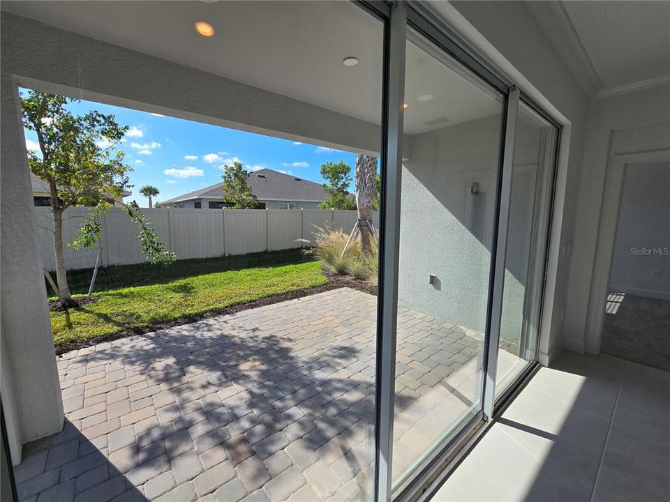 For Sale: $260,900 (2 beds, 2 baths, 1515 Square Feet)