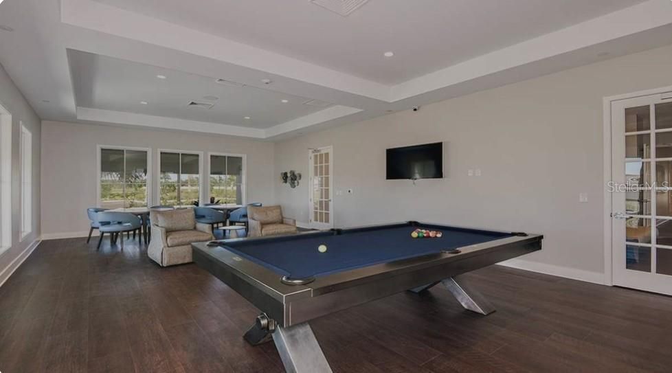 For Sale: $260,900 (2 beds, 2 baths, 1515 Square Feet)