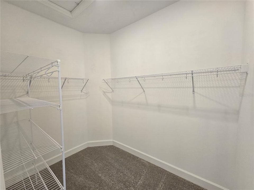 For Sale: $260,900 (2 beds, 2 baths, 1515 Square Feet)