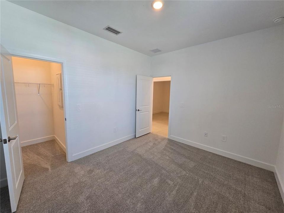For Sale: $260,900 (2 beds, 2 baths, 1515 Square Feet)
