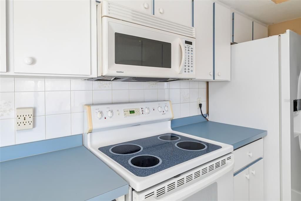 En Venta: $195,000 (2 camas, 2 baños, 1107 Pies cuadrados)