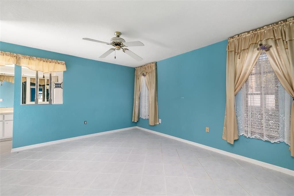 En Venta: $195,000 (2 camas, 2 baños, 1107 Pies cuadrados)