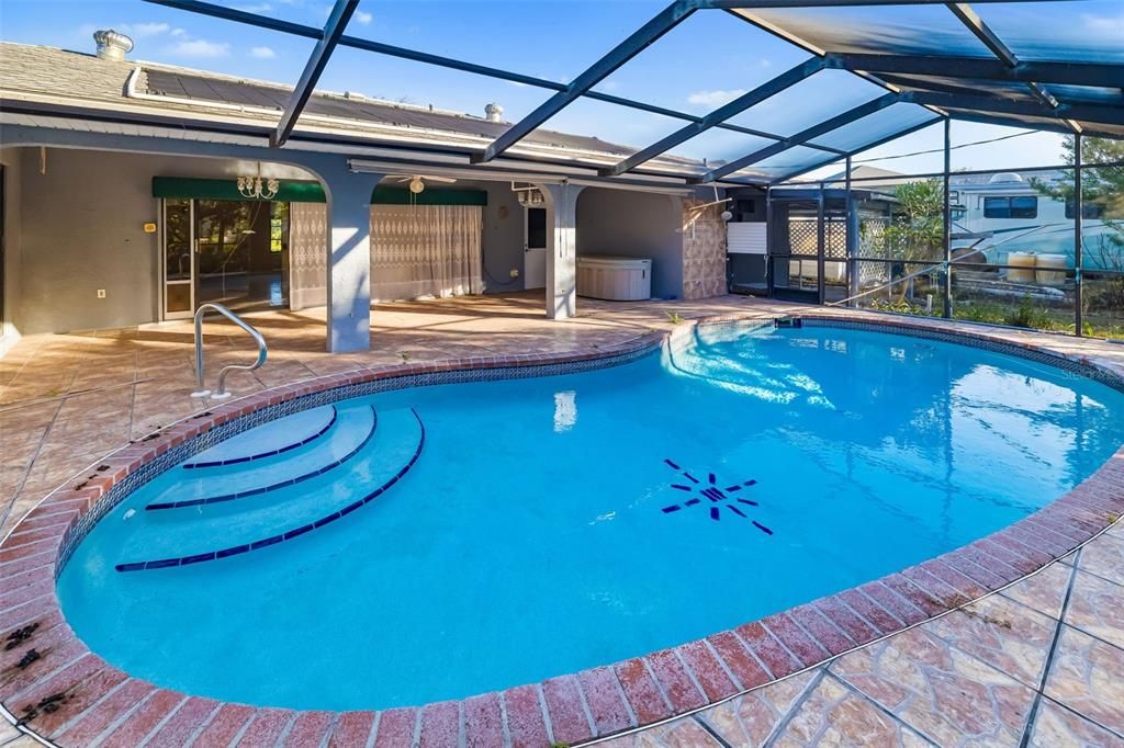 En Venta: $195,000 (2 camas, 2 baños, 1107 Pies cuadrados)