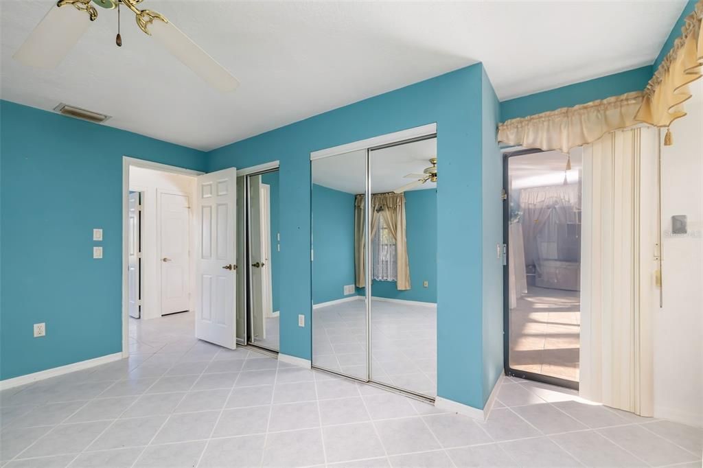 En Venta: $195,000 (2 camas, 2 baños, 1107 Pies cuadrados)