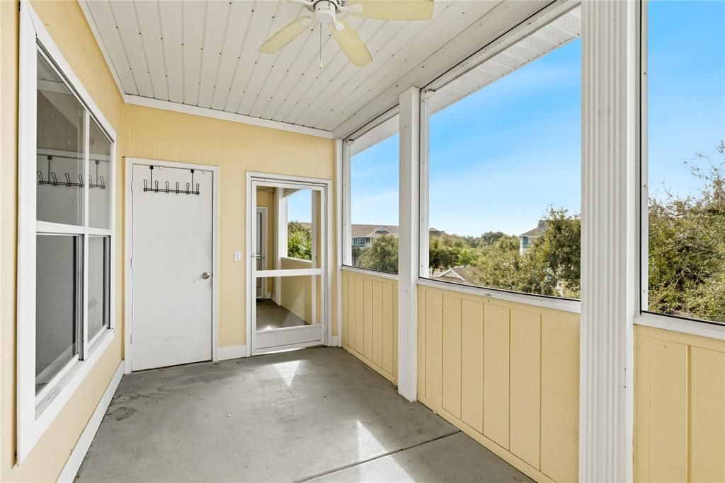 For Sale: $150,000 (2 beds, 2 baths, 1132 Square Feet)