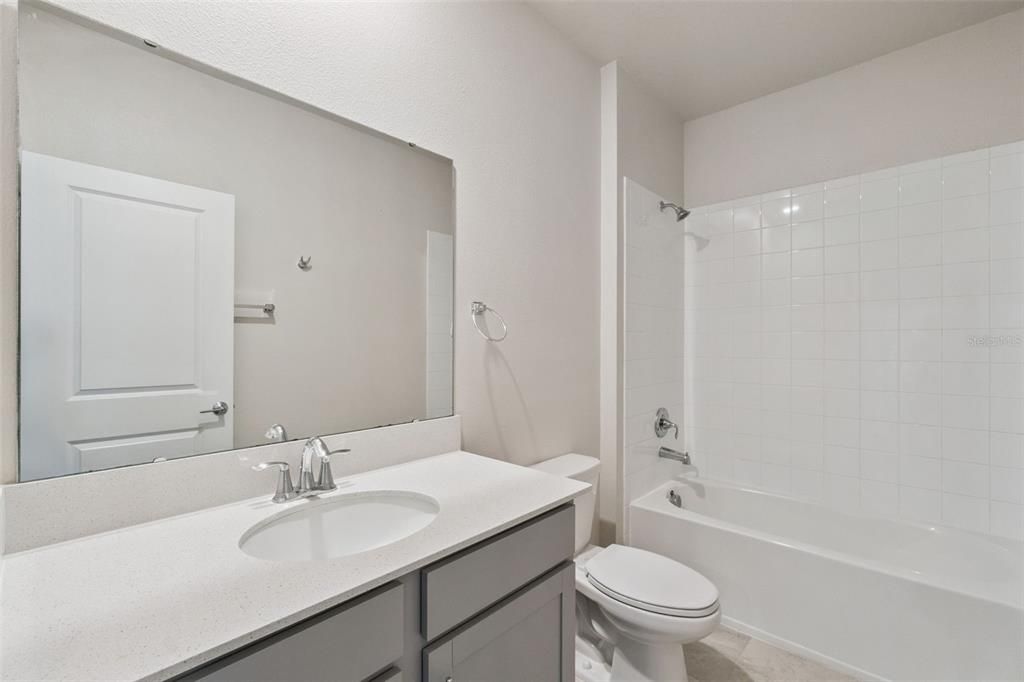 For Sale: $449,900 (6 beds, 3 baths, 2648 Square Feet)