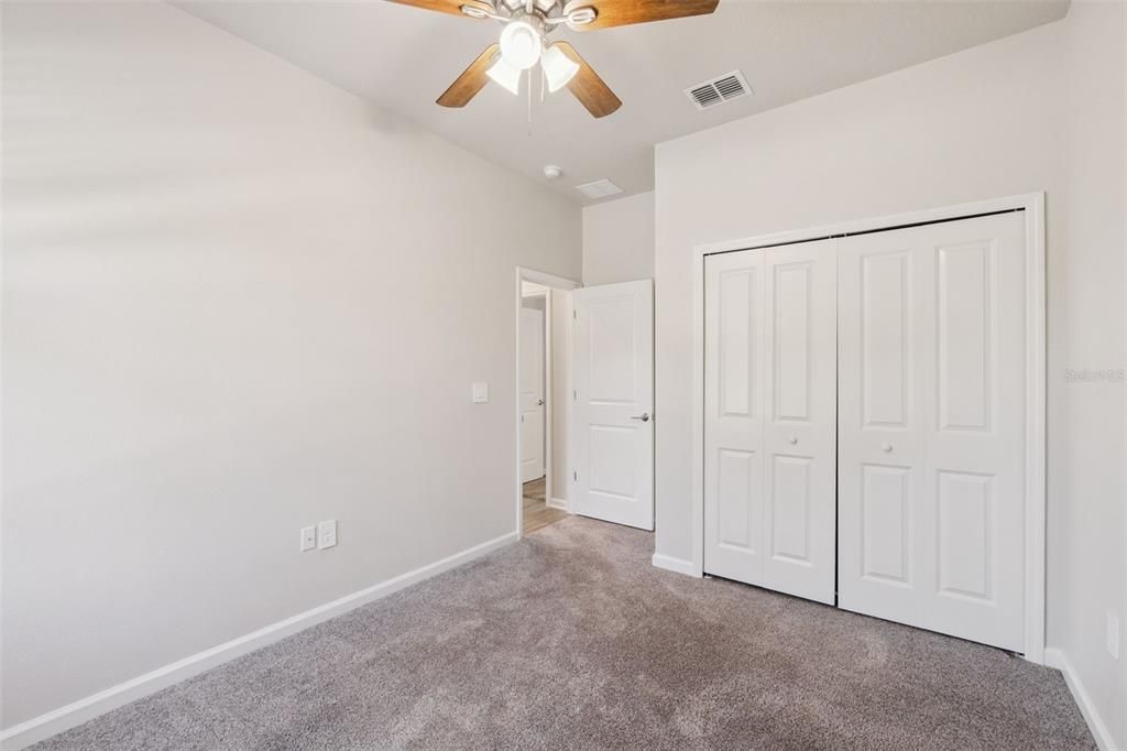 For Sale: $449,900 (6 beds, 3 baths, 2648 Square Feet)