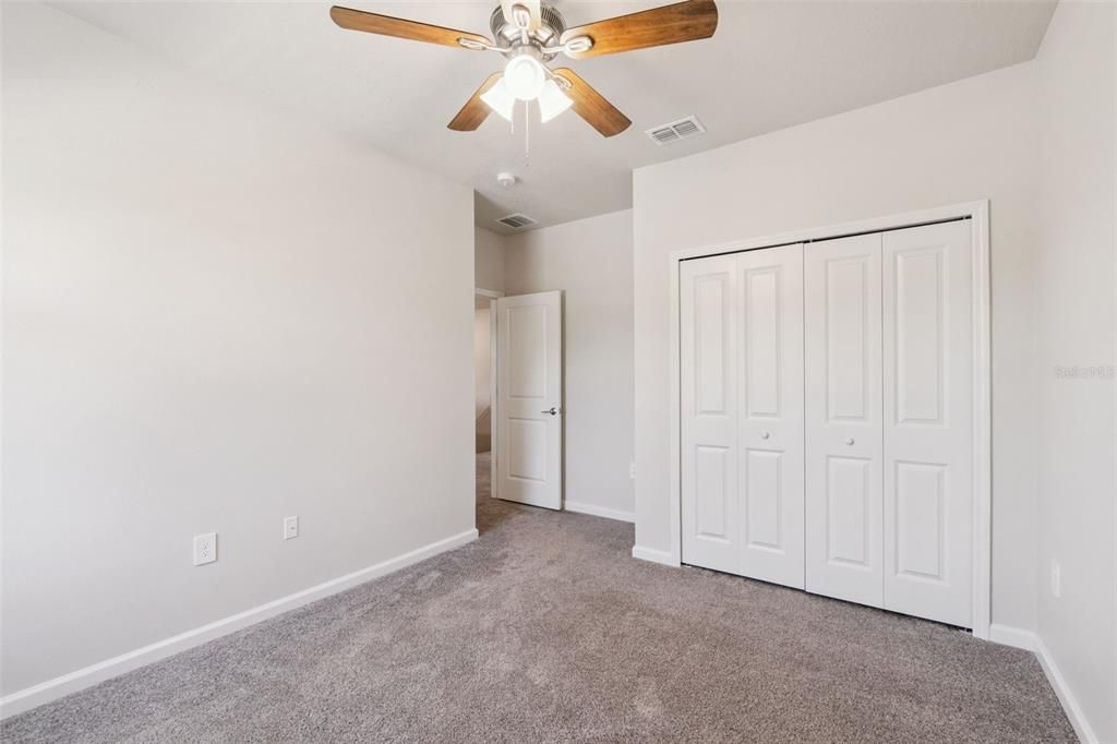 For Sale: $449,900 (6 beds, 3 baths, 2648 Square Feet)