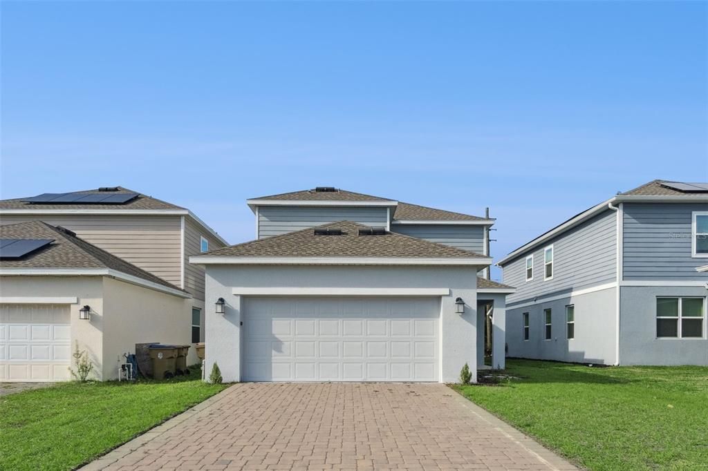 For Sale: $449,900 (6 beds, 3 baths, 2648 Square Feet)