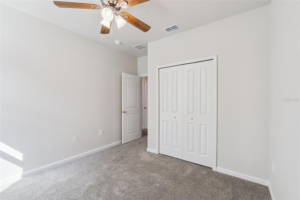 For Sale: $449,900 (6 beds, 3 baths, 2648 Square Feet)