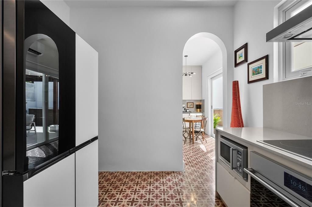 En Renta: $10,500 (4 camas, 3 baños, 2000 Pies cuadrados)