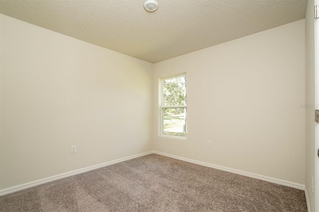 For Rent: $1,824 (4 beds, 2 baths, 1449 Square Feet)