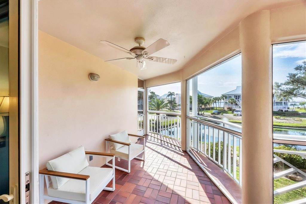 На продажу: $539,900 (2 спален, 2 ванн, 2148 Квадратных фут)