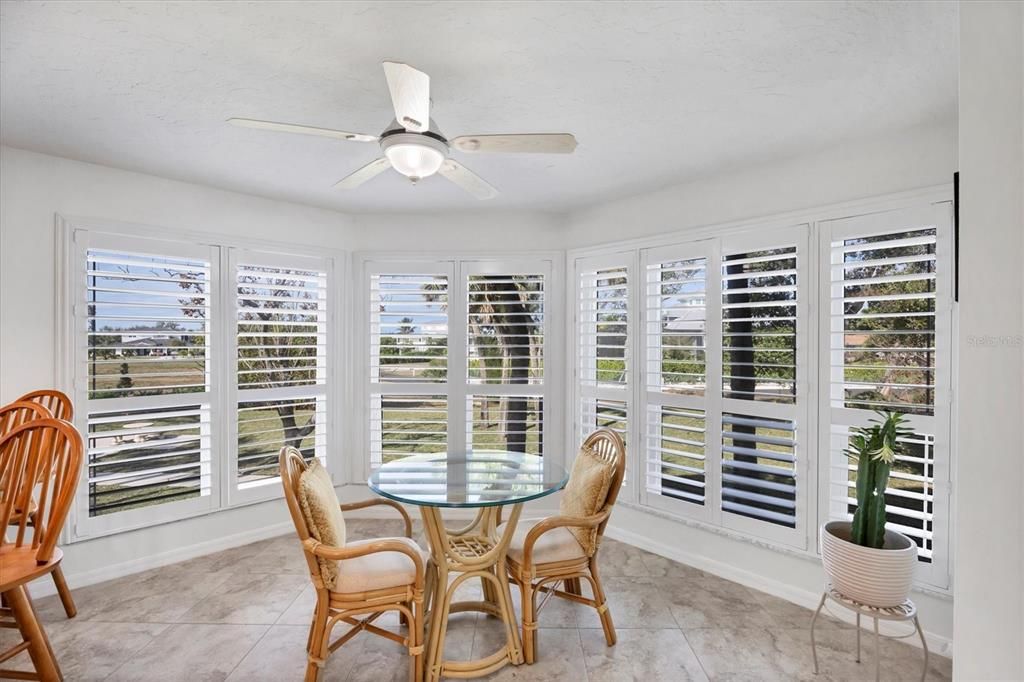 На продажу: $539,900 (2 спален, 2 ванн, 2148 Квадратных фут)