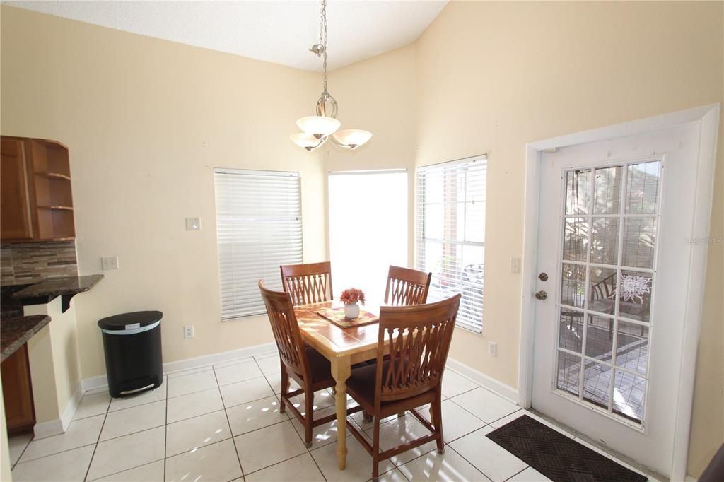 For Sale: $450,000 (4 beds, 2 baths, 1975 Square Feet)