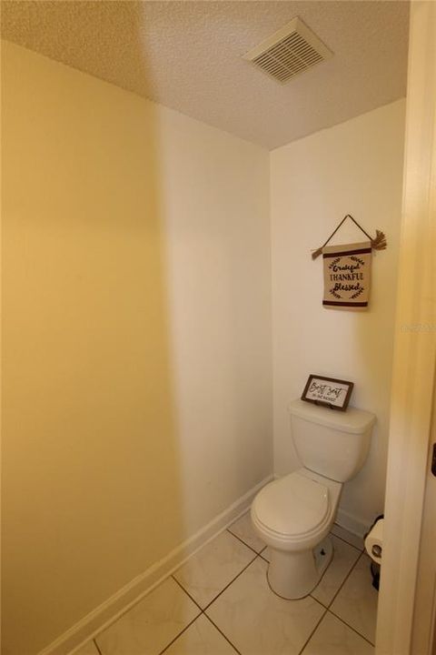 For Sale: $450,000 (4 beds, 2 baths, 1975 Square Feet)