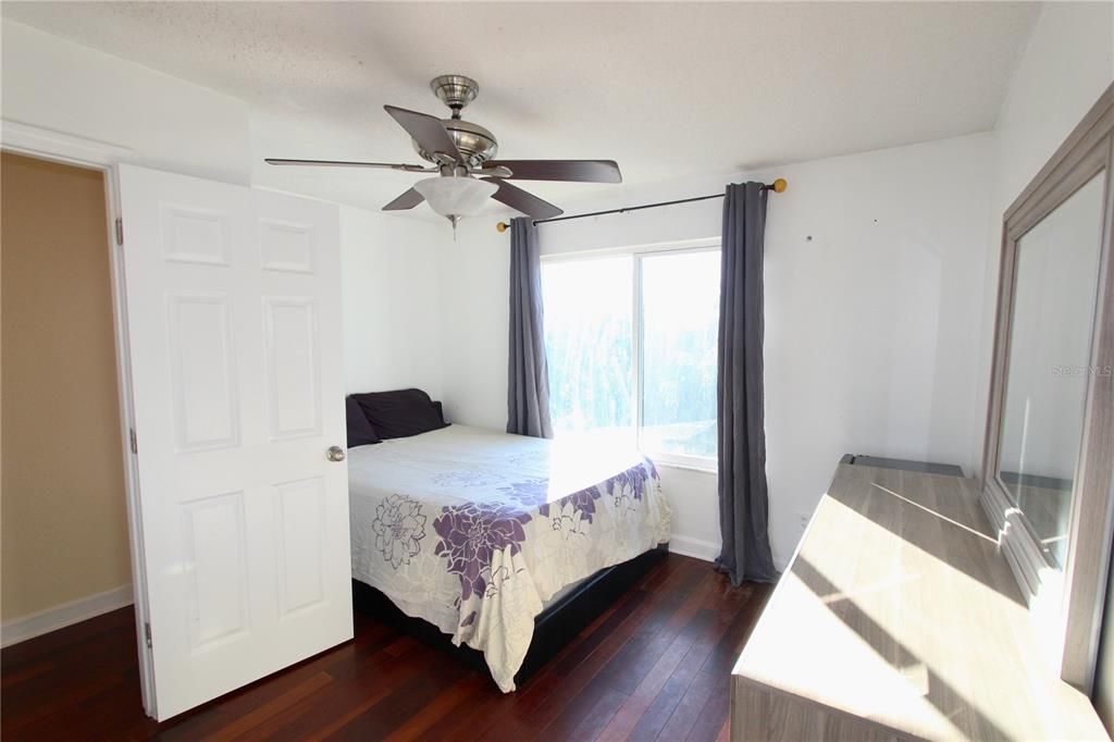 For Sale: $450,000 (4 beds, 2 baths, 1975 Square Feet)