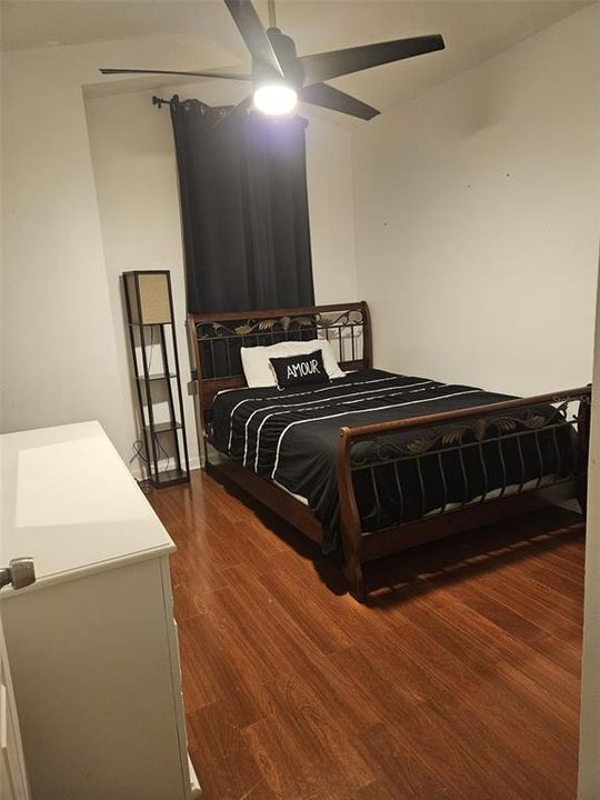 For Sale: $450,000 (4 beds, 2 baths, 1975 Square Feet)