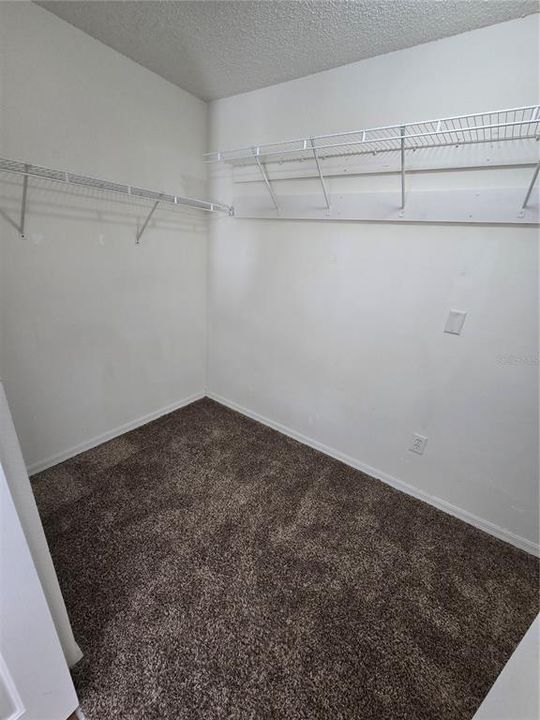 For Rent: $1,825 (4 beds, 2 baths, 1444 Square Feet)