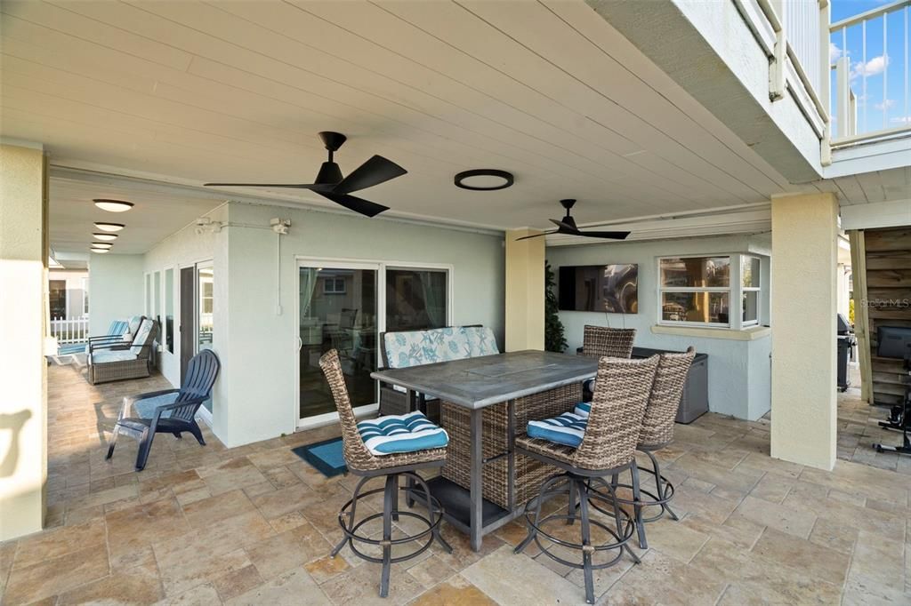 На продажу: $1,595,000 (3 спален, 2 ванн, 1675 Квадратных фут)