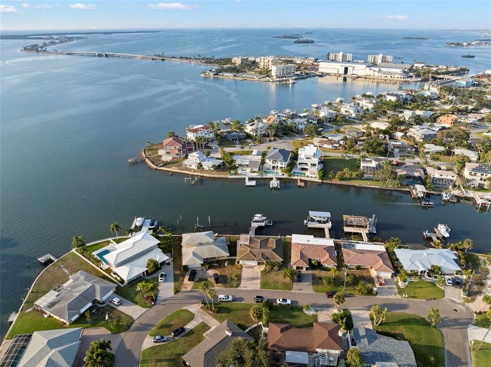 На продажу: $1,595,000 (3 спален, 2 ванн, 1675 Квадратных фут)