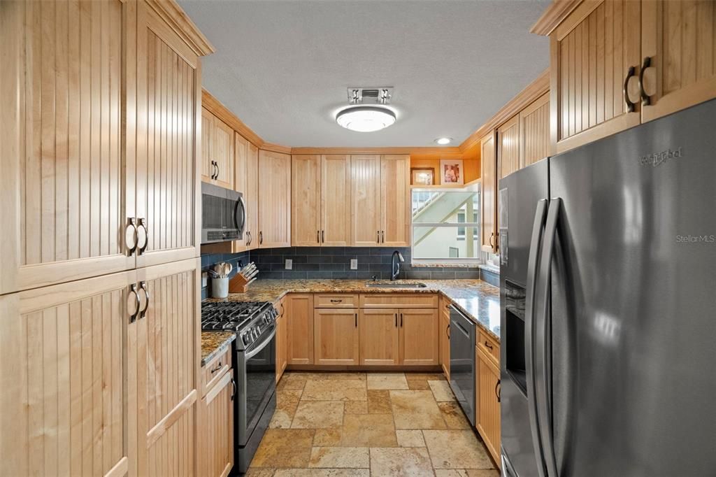 На продажу: $1,595,000 (3 спален, 2 ванн, 1675 Квадратных фут)