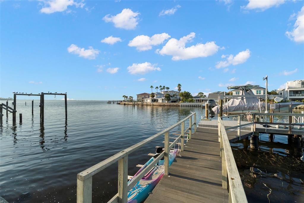 На продажу: $1,595,000 (3 спален, 2 ванн, 1675 Квадратных фут)