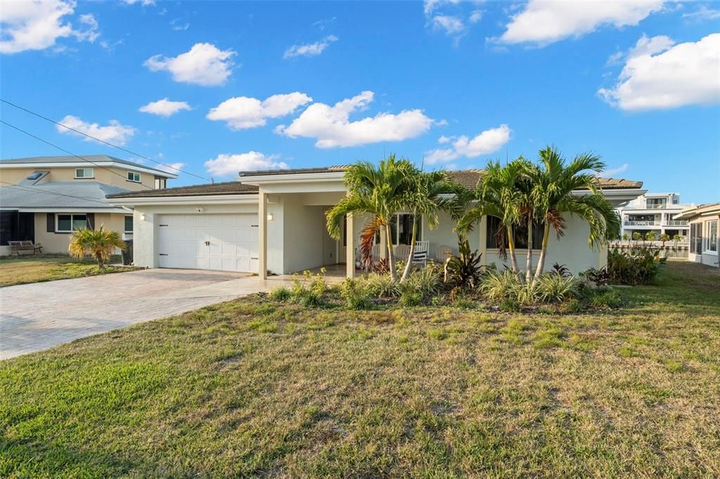 На продажу: $1,595,000 (3 спален, 2 ванн, 1675 Квадратных фут)