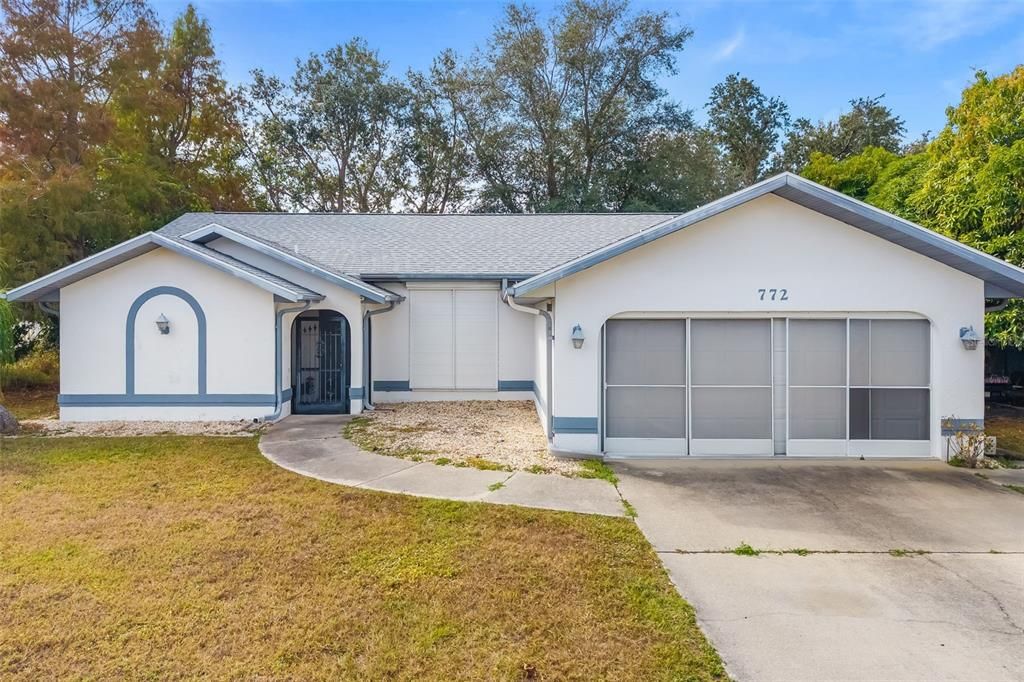 合同活跃: $198,000 (3 贝兹, 2 浴室, 1572 平方英尺)