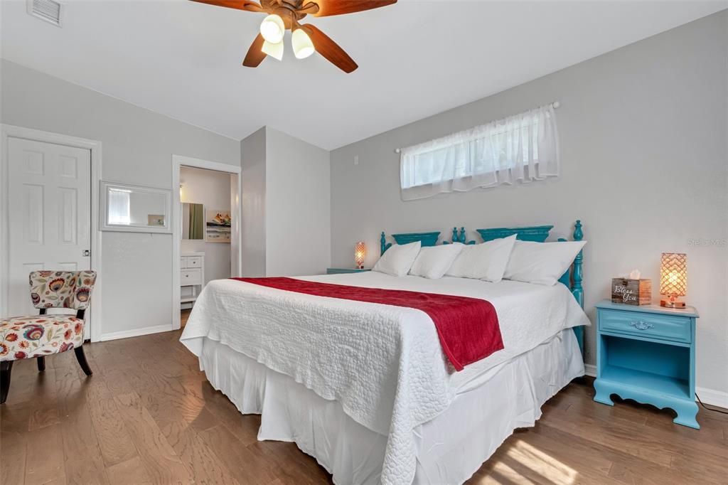 For Sale: $530,000 (3 beds, 2 baths, 1507 Square Feet)