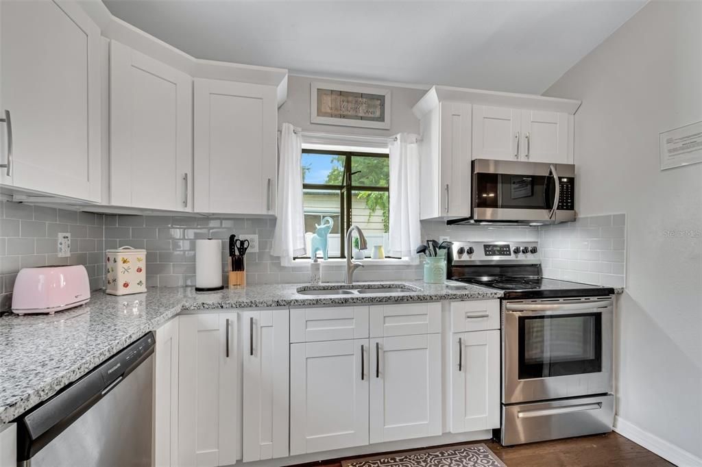 For Sale: $530,000 (3 beds, 2 baths, 1507 Square Feet)