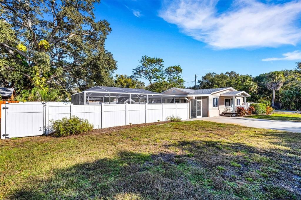 For Sale: $530,000 (3 beds, 2 baths, 1507 Square Feet)