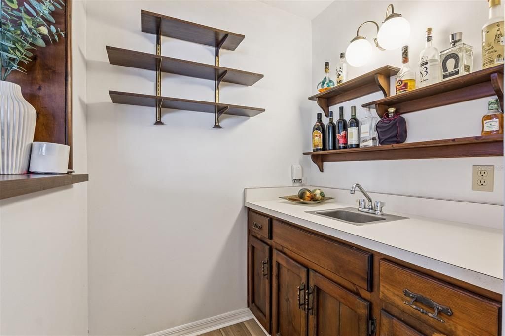 En Venta: $825,000 (5 camas, 4 baños, 4618 Pies cuadrados)