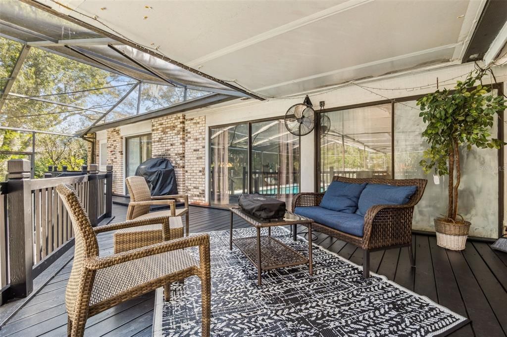 En Venta: $825,000 (5 camas, 4 baños, 4618 Pies cuadrados)