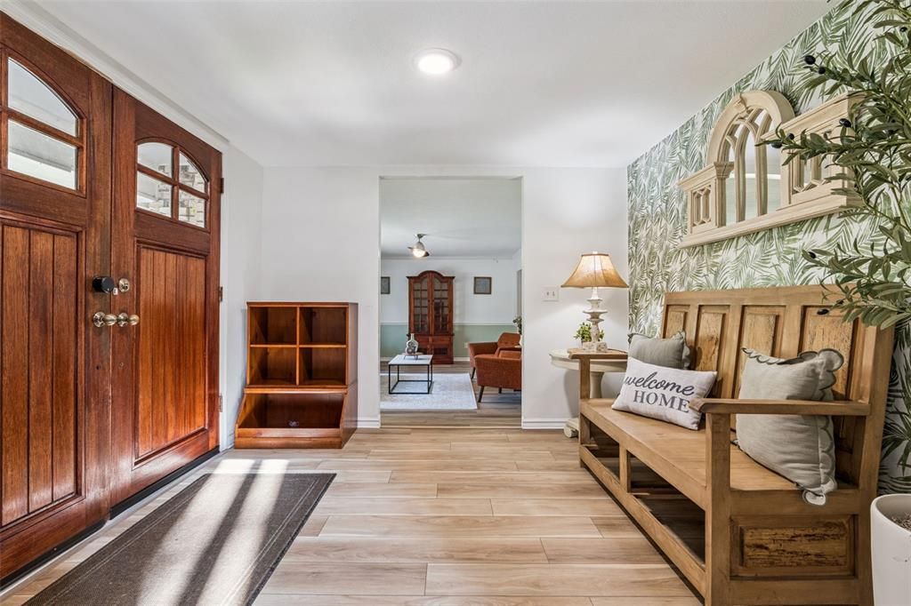 En Venta: $825,000 (5 camas, 4 baños, 4618 Pies cuadrados)