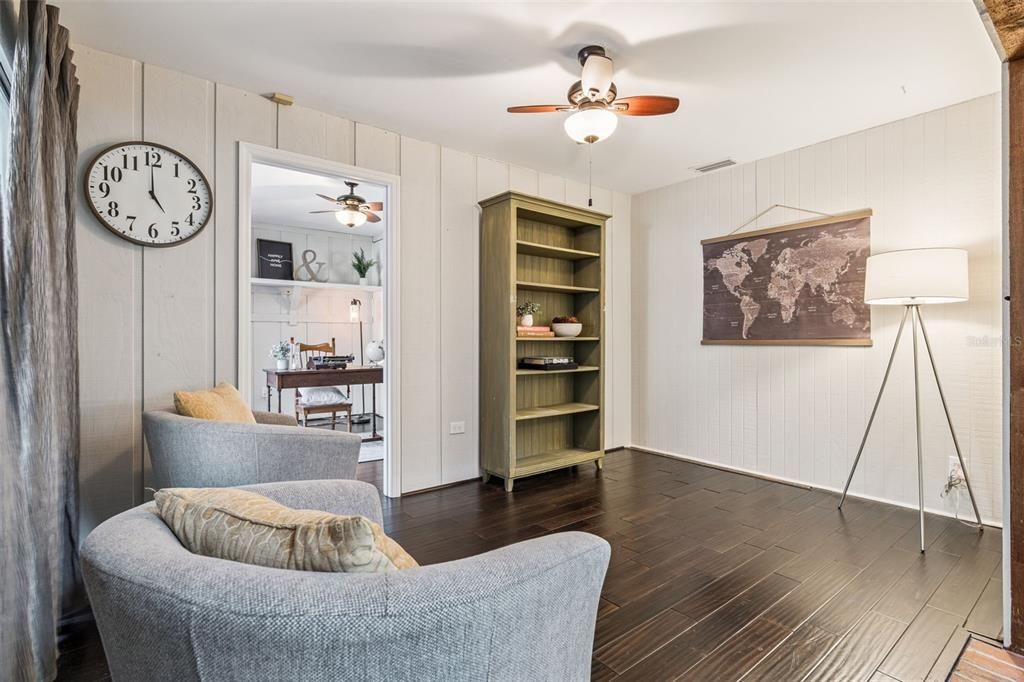 En Venta: $825,000 (5 camas, 4 baños, 4618 Pies cuadrados)